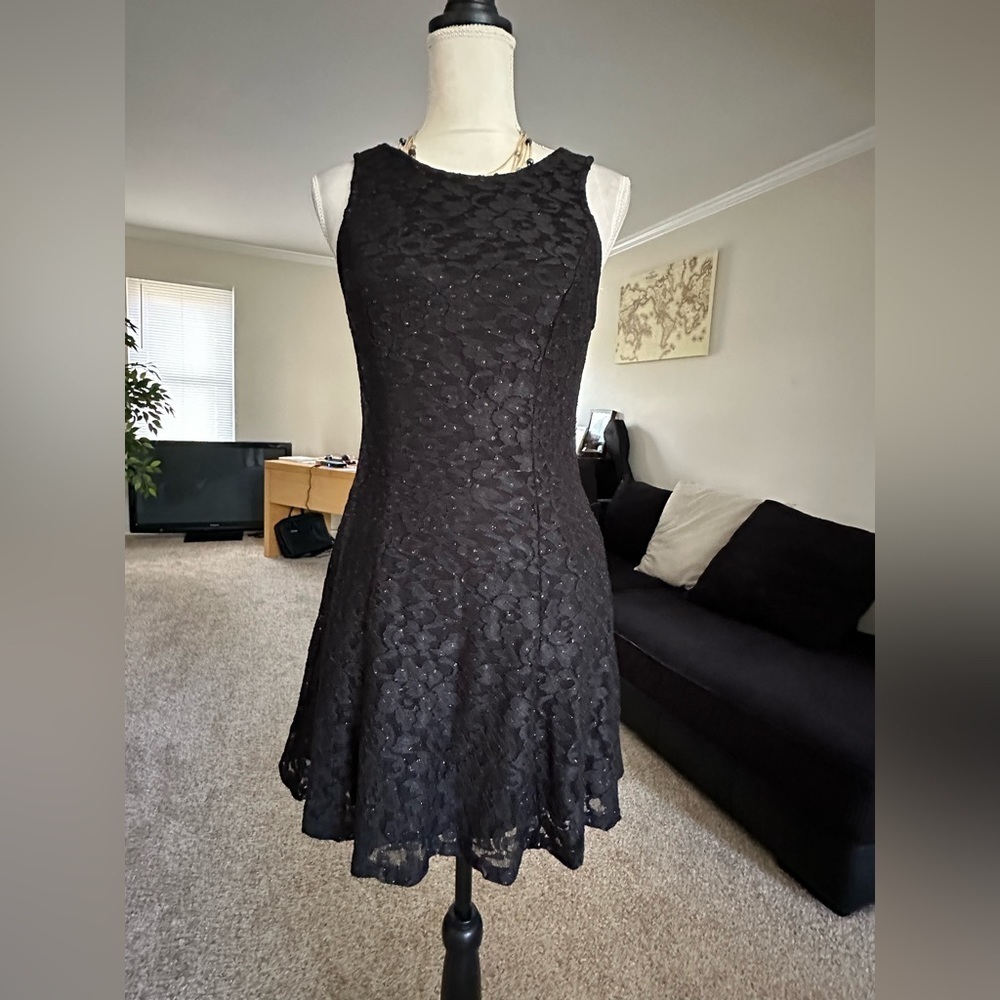 Speechless Floral Print Lace Skater Swing Mini Dress KeyholeBack Sz M Whimsical